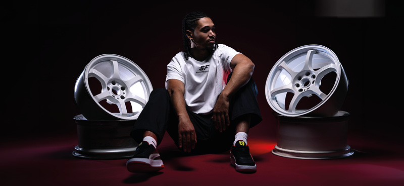 Мода, скорость и точность в AMAZING RED