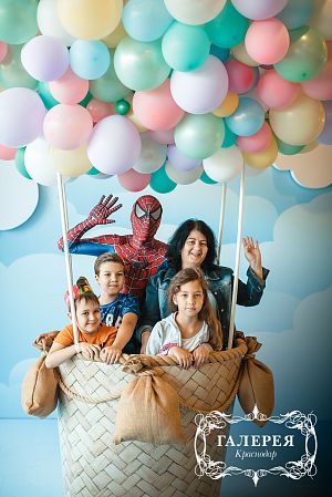 «Улётные каникулы» в «Галерее Краснодар» 02.06.18